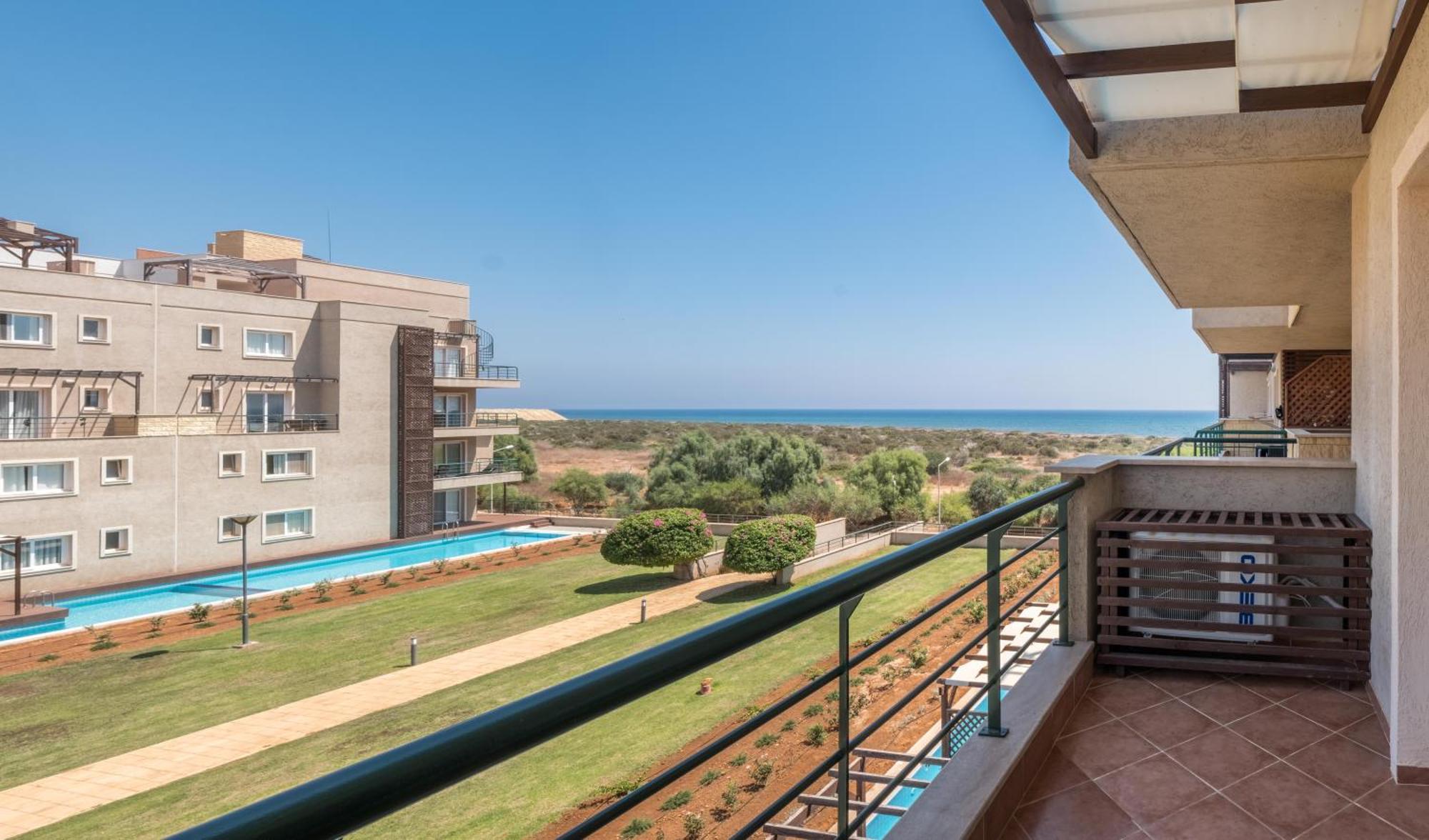 Thalassa Beach Resort & Spa Retreat Vokolidha Pokój zdjęcie